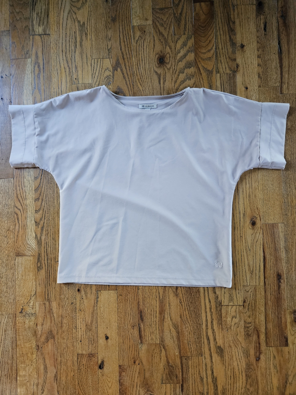 Albion Fit Cuffed Short Sleeve Athletic Top Taupe Size Small